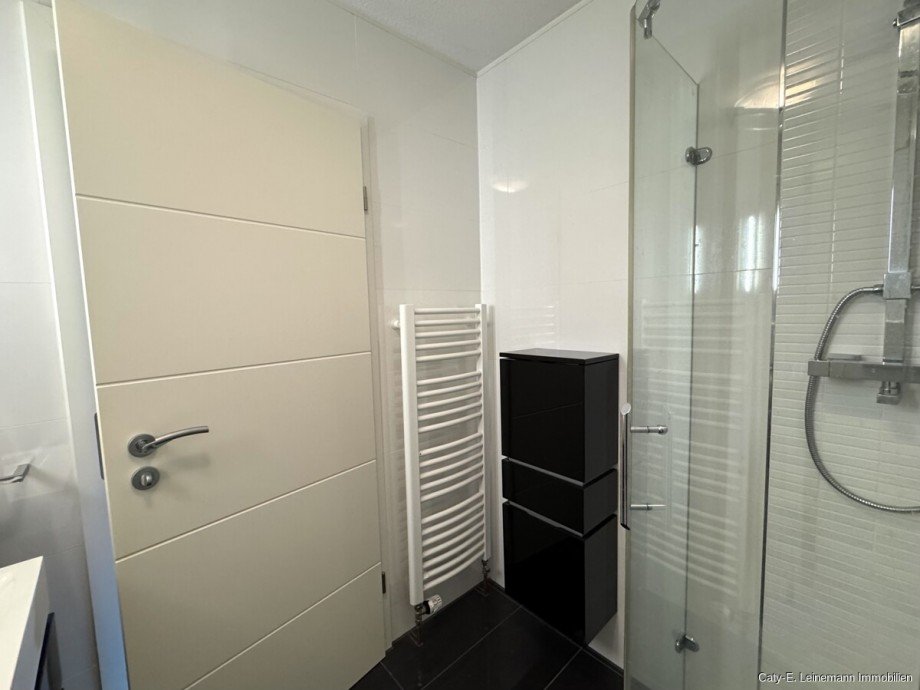 G�ste-WC mit Dusche Erdgeschosswohnung Burgdorf