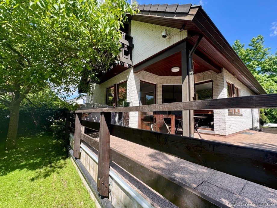 Ansicht Terrasse Einfamilienhaus Burgwedel / Th�nse