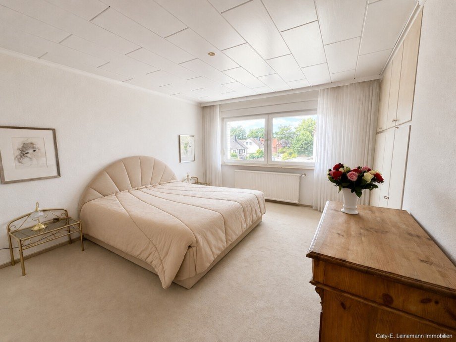 OG Elternschlafzimmer Reihenendhaus Isernhagen / Hohenhorster Bauerschaft