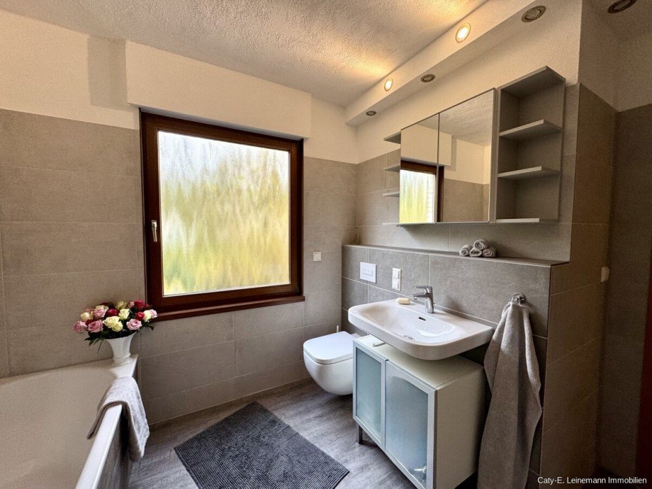 EG Badezimmer Einfamilienhaus Burgwedel / Th�nse