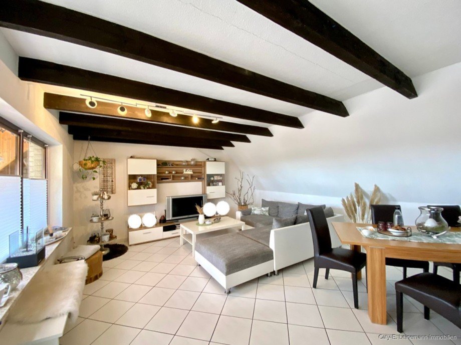OG Wohnzimmer Zweifamilienhaus Wathlingen