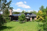 Bild (5043b0558ca22e19b7737100c48de16c): Genau das! Gro�z�giger Bungalow auf dem LahbergNicht nur das Haus, auch das Grundst�ck - ein Traum