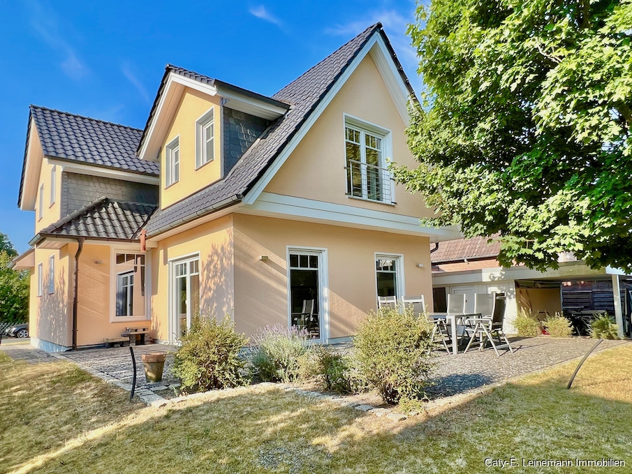 Ansicht Garten Einfamilienhaus Nienhagen