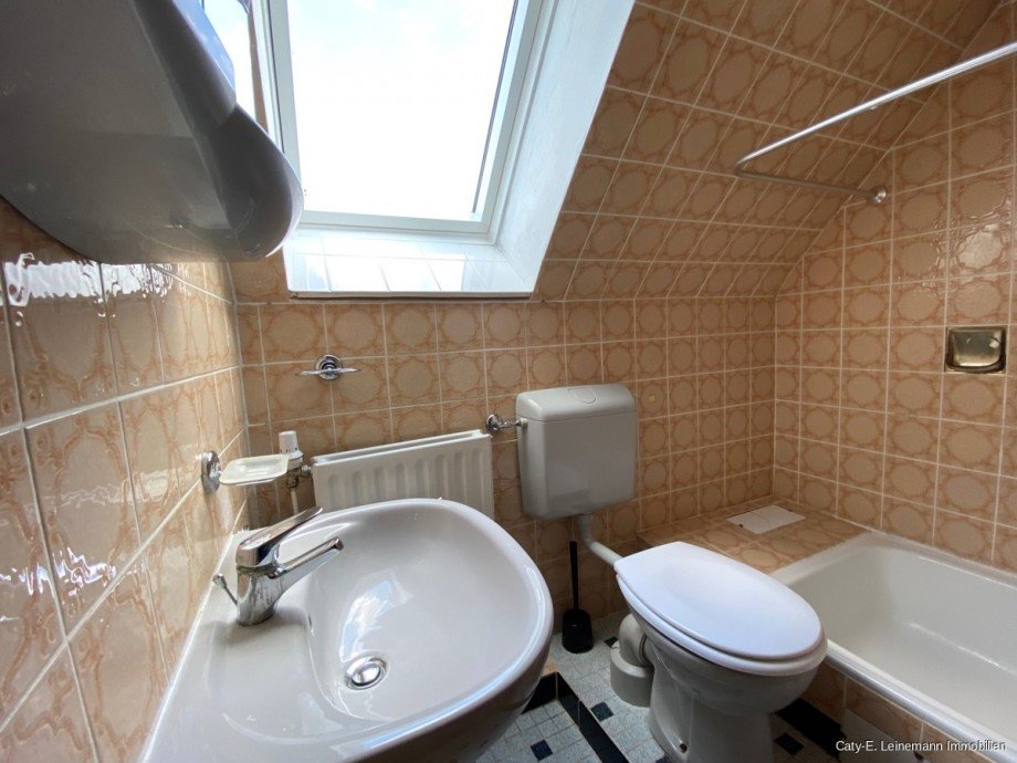 OG WC mit Dusche Doppelhaush�lfte Burgwedel / Wettmar