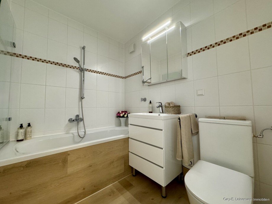 Bad Etagenwohnung Burgwedel / Gro�burgwedel