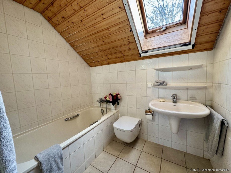 OG Badezimmer Einfamilienhaus Burgwedel / Th�nse