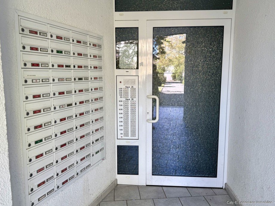 Hauseingangsbereich Etagenwohnung Hannover Buchholz
