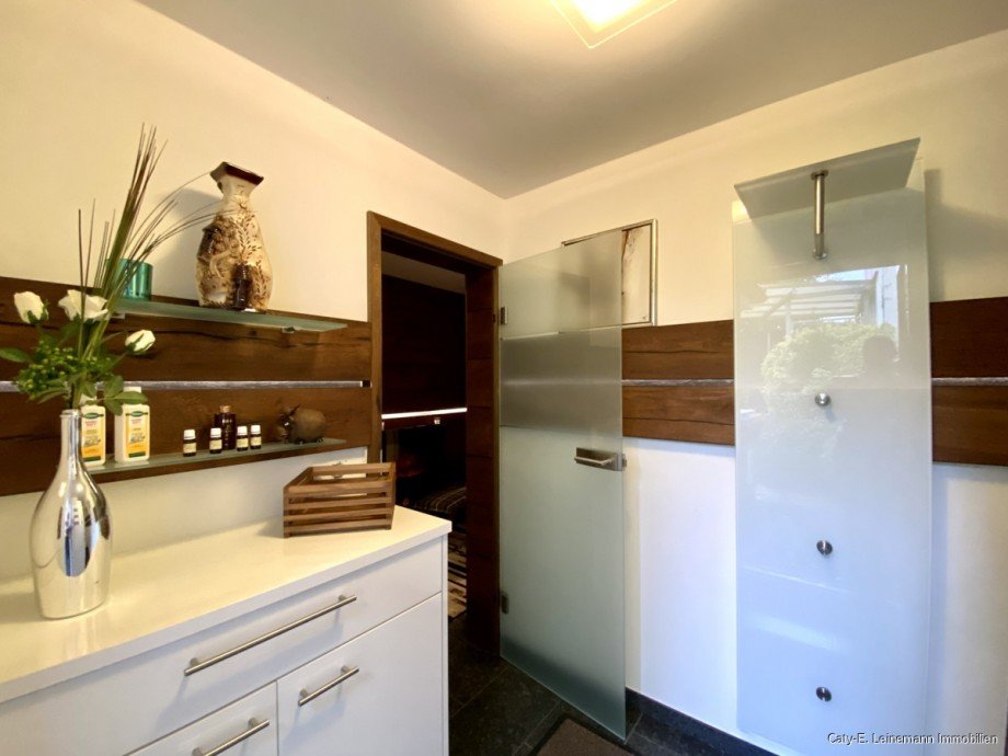 Eingangsbereich Sauna Einfamilienhaus Wedemark / Bissendorf-Wietze