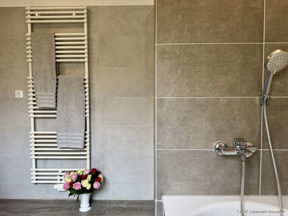 EG Badezimmer Einfamilienhaus Burgwedel / Th�nse