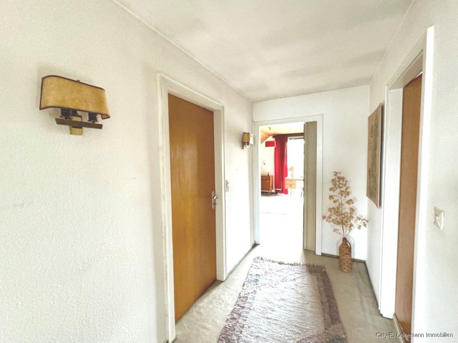 OG Flur Einfamilienhaus Isernhagen / Hohenhorster Bauerschaft