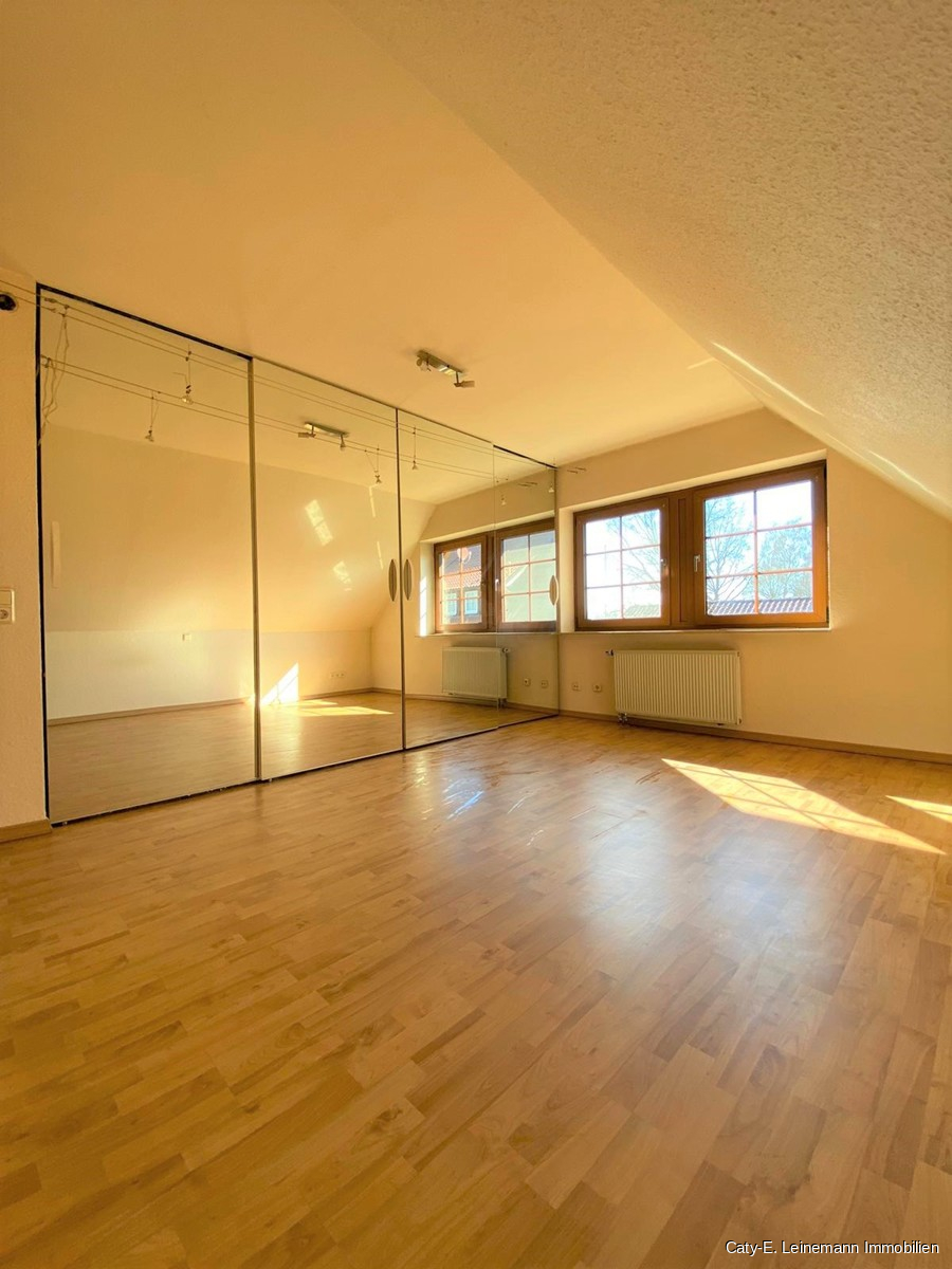 OG Schlafzimmer Einfamilienhaus Burgwedel / Engensen