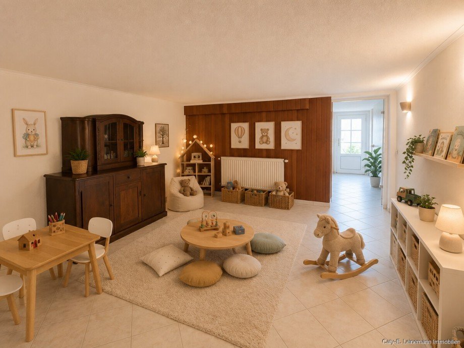 Keller MZR mit Ki gest�tzter Beispieleinrichtung Reihenendhaus Isernhagen / Hohenhorster Bauerschaft